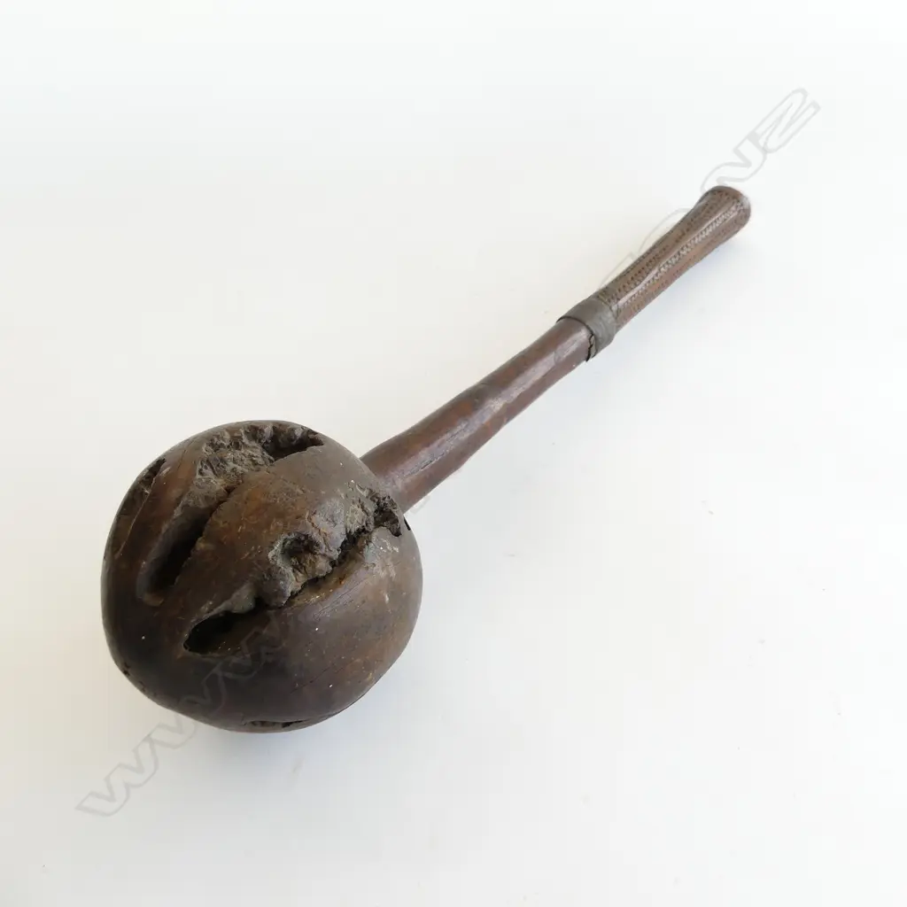 A 19thC Fijian Ula throwing club, Image 1++